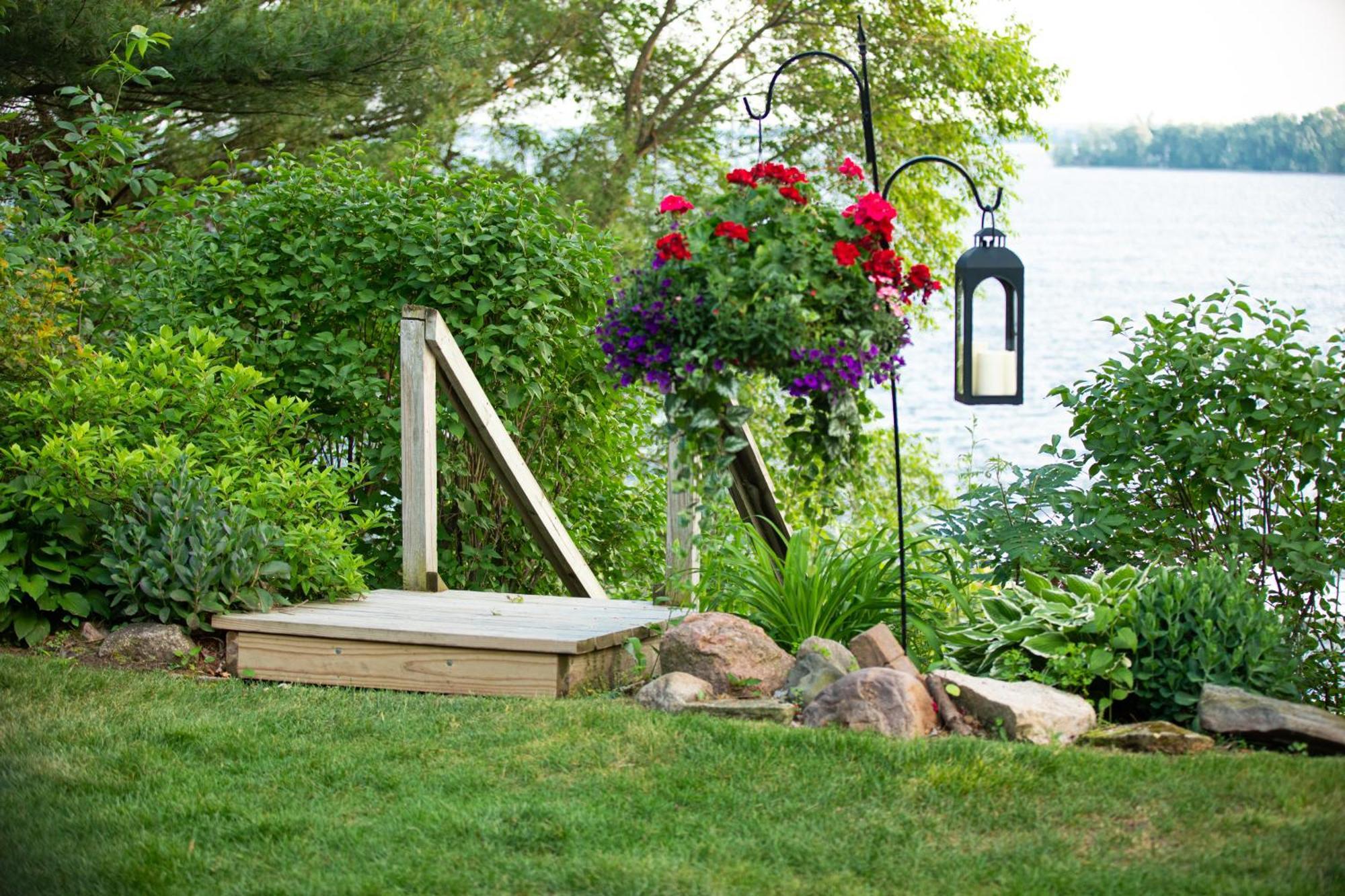 Inn On Lake Wissota Chippewa Falls Exterior foto
